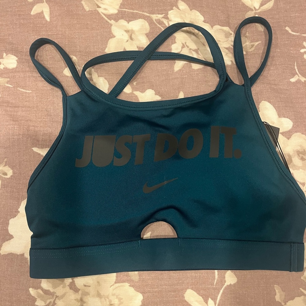 NWT Nike swoosh sports bra